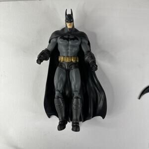 Batman action figure 7 Inch With Bat Boomerang DC Comics A14014